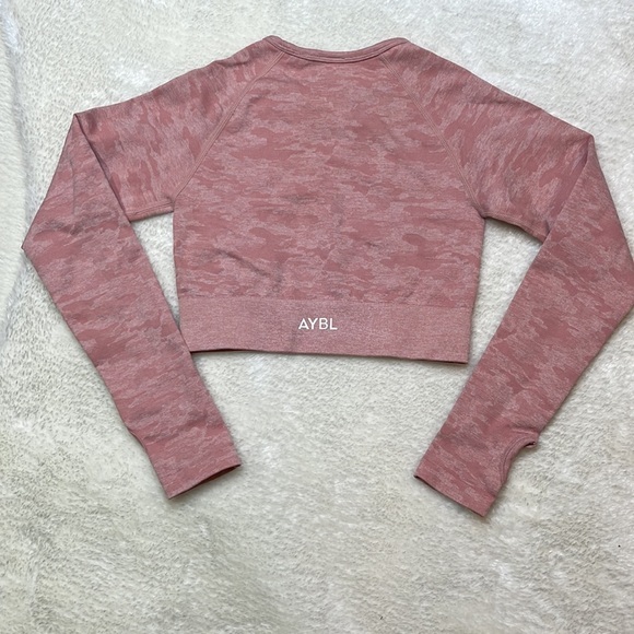 AYBL Seamless Long Sleeve Crop Top Pink Camo Size Small - Picture 7 of 8